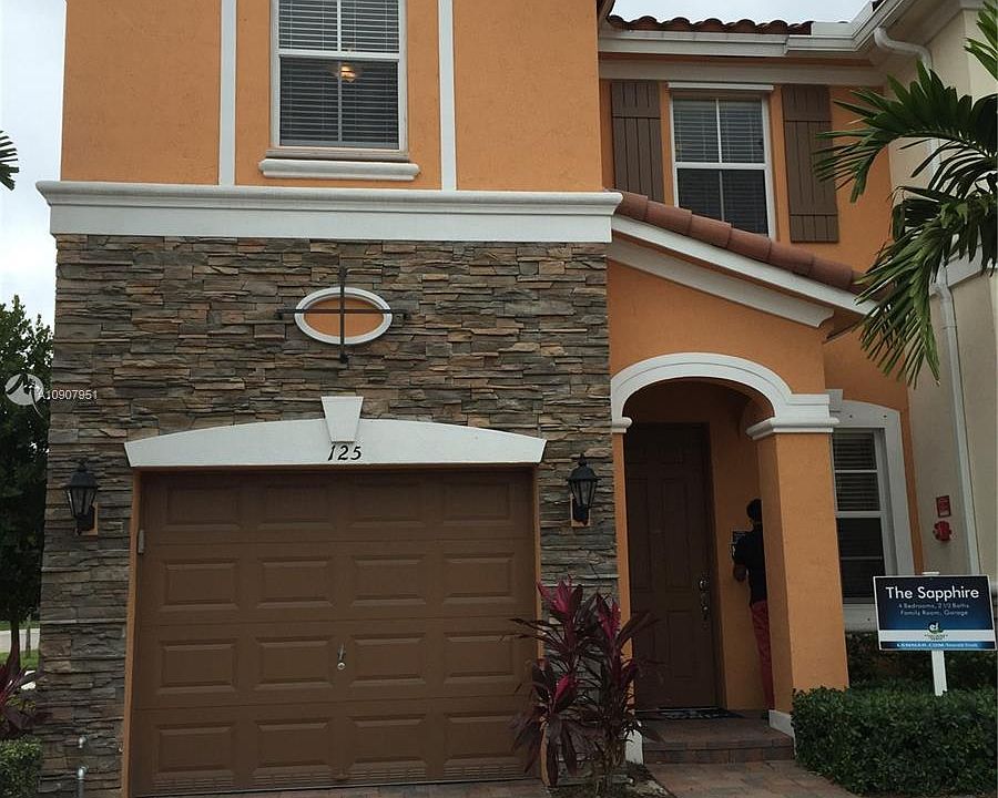 2nd image of 125 Emerald Creek Way #125
