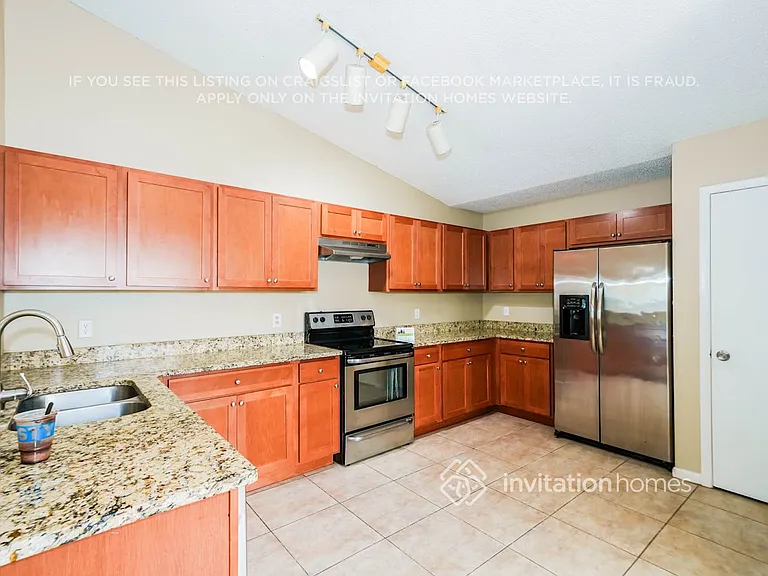 12305 Huckleberry Ct — Photo 7