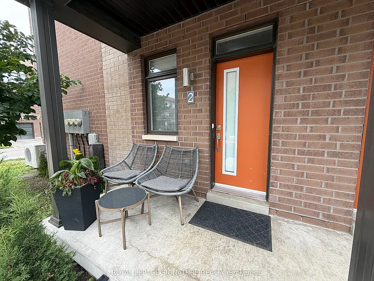 2 Beliveau St — Photo 5