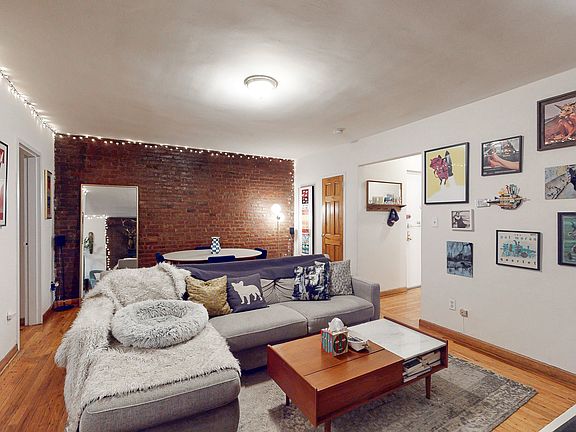5th image of 55 W 74th St APT B