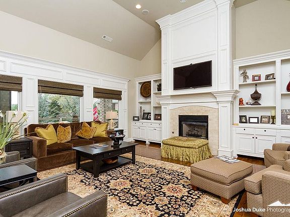 3rd image of 5394 Cordell Dr