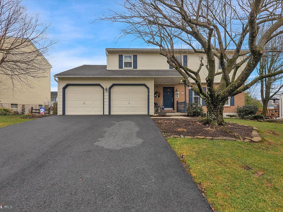 1st image of 1860 S Mountain Dr