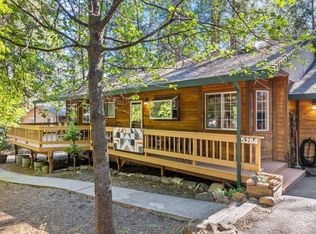 5284 Loch Leven Dr, Pollock Pines, CA 95726