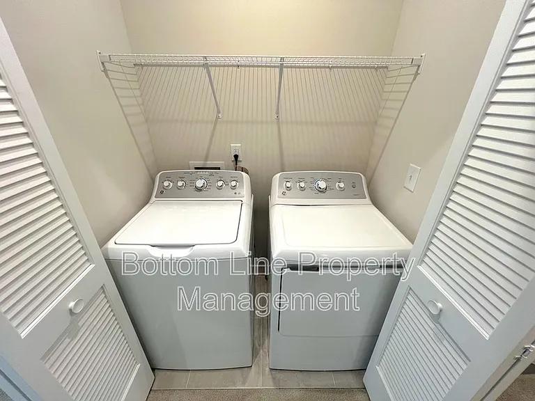 9416 Mallard Mills Dr — Photo 18