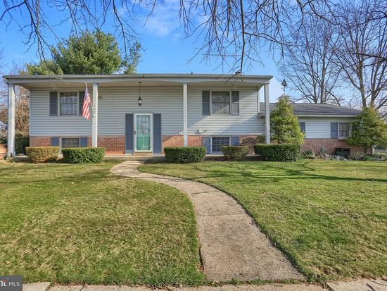 765 Prospect Ave Shippensburg Pa 17257 Zillow