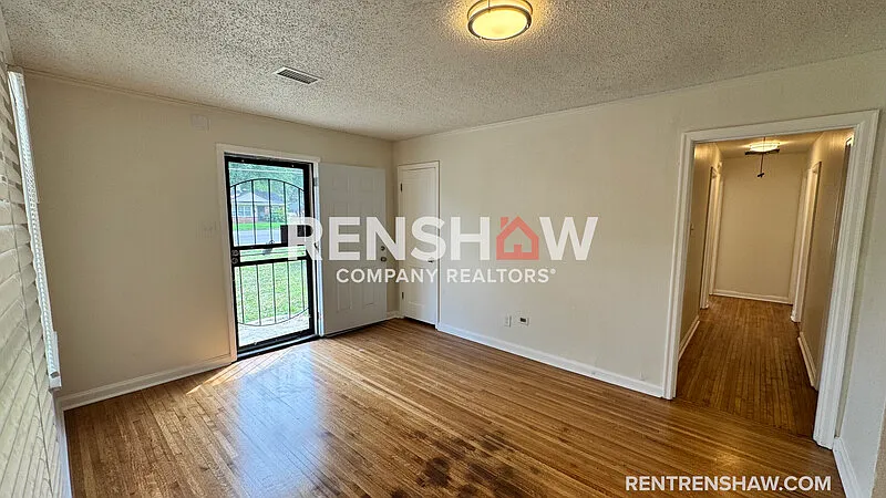 Building Photo - 4550 Quince Rd