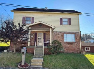 112 Hunsaker St, Fairmont, WV 26554