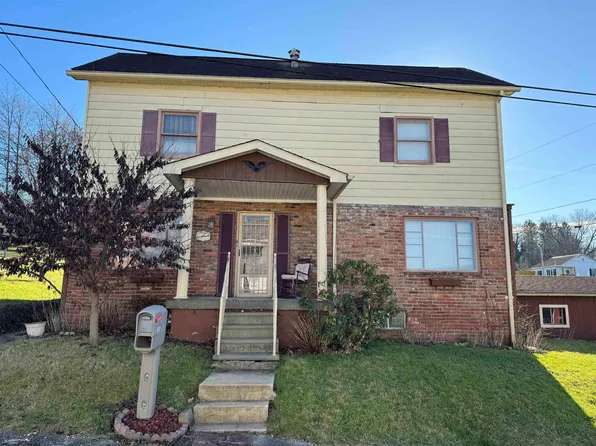 112 Hunsaker St, Fairmont, WV 26554