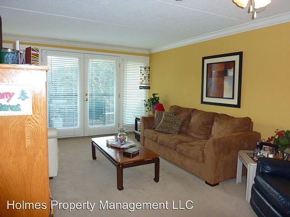 3rd image of 2749 Sullins St APT 108