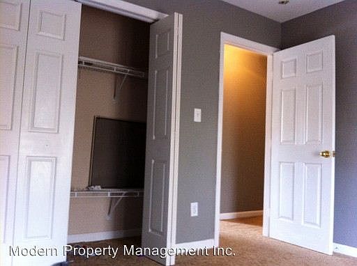 4th image of 501 Big Bear Ln