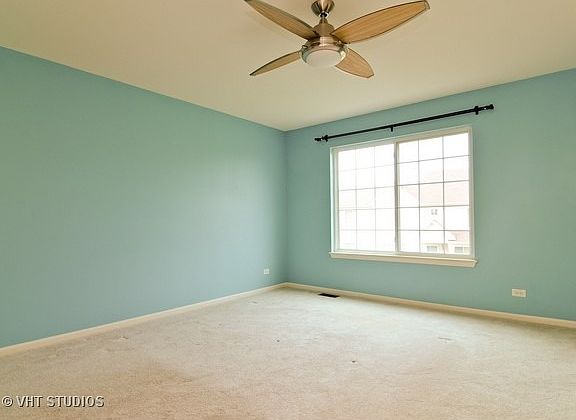 5th image of 39715 N Warren Ln
