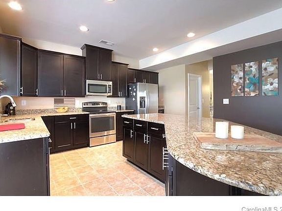 4th image of 6021 Parkview Ct