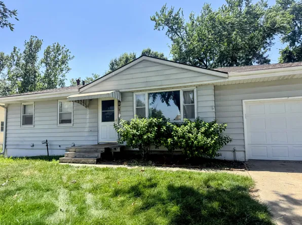 3110 S 121st St, Omaha, NE 68144