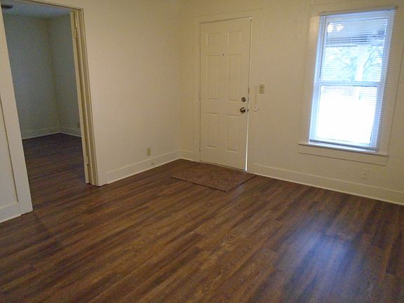 4th image of 2616 Canton Dr