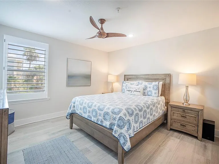 19505 Gulf Blvd #304 — Photo 32