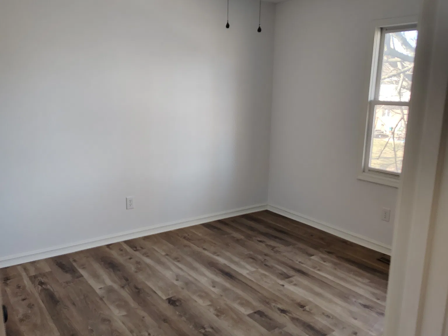 2 bed, 1100 sqft, $1,295 — Photo 3