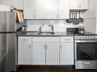173 Captain Chase Rd #A, Dennis Pt, MA 02639