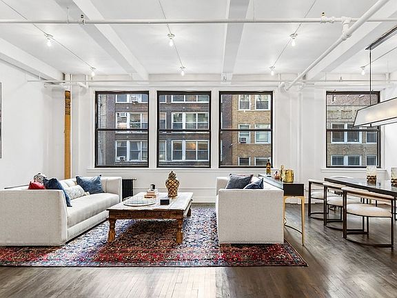 2nd image of 144 W 27th St Room 3F