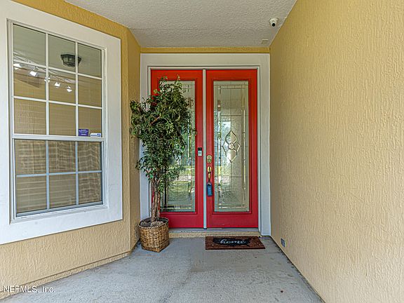 5th image of 13756 CHIPPERFIELD Lane