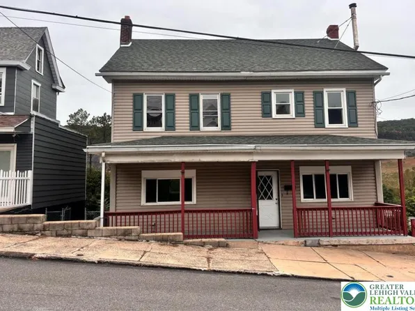 121 E Ridge St, Coaldale, PA 18218