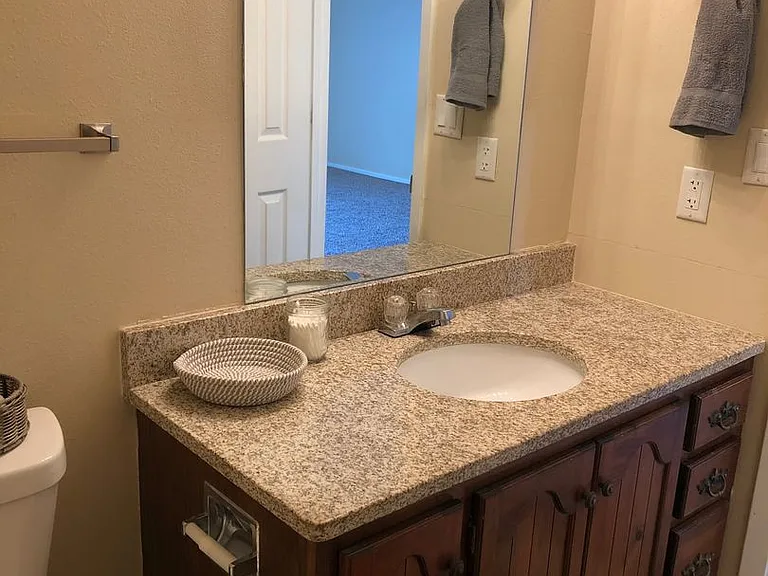 4011 Westover Rd SE — Photo 12