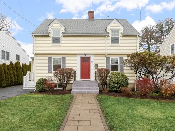 71 Washington Ave, Needham, MA 02492