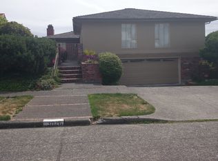 3026 38th Ave W, Seattle, WA 98199