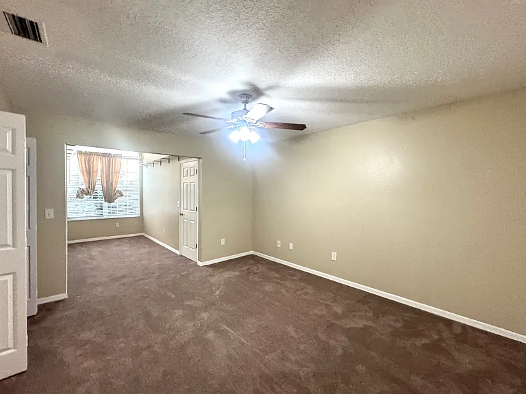 2800 Countryside Blvd #1-33 — Photo 18
