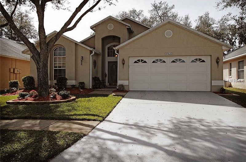 1st image of 2525 Clareside Dr