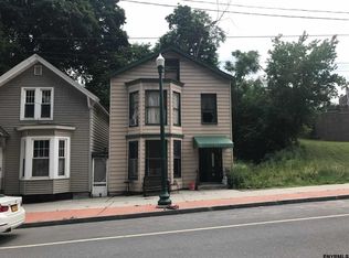 305 Congress St, Troy, NY 12180