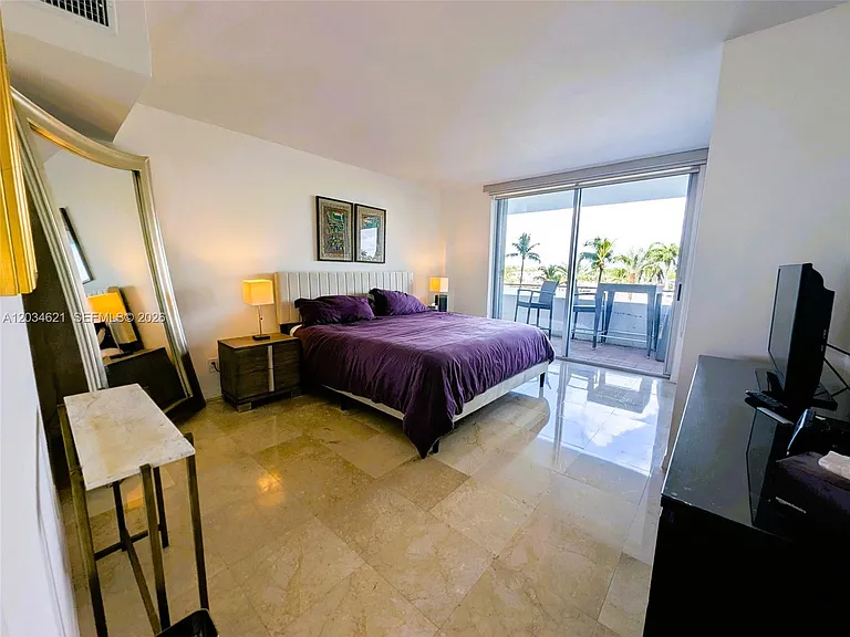 5161 Collins Ave #518 — Photo 14