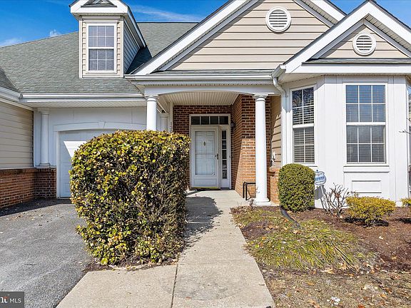 3rd image of 13008 Mears Ct