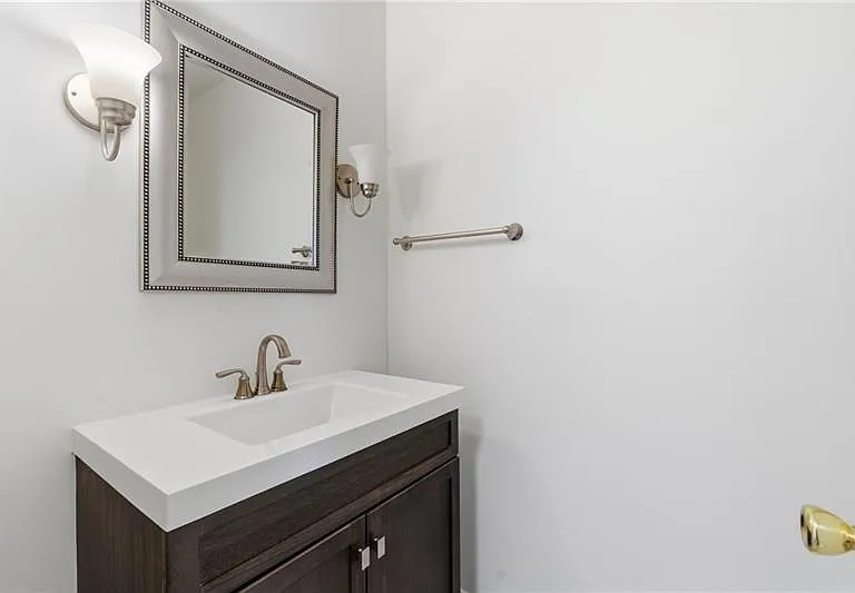 6520 Roswell Rd #79 — Photo 14