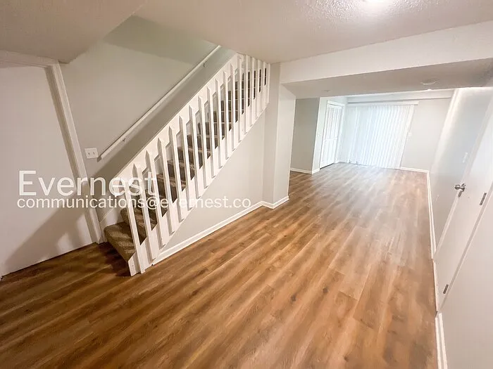 9805 N Wayne Ave — Photo 18