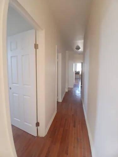 288 Hawthorne Ave #4 Photo 1