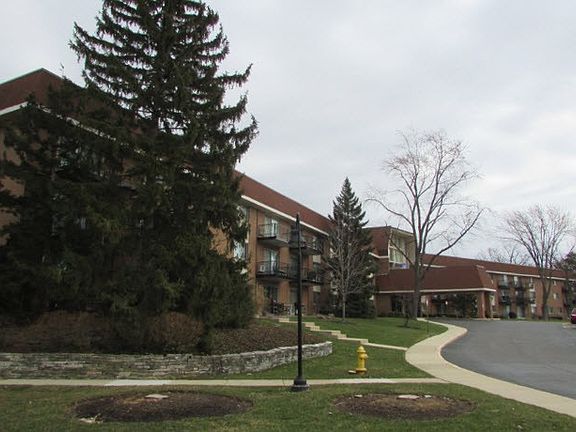 2nd image of 1198 Royal Glen Dr APT 129
