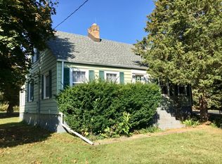 6303 Johnsburg Rd, Spring Grove, IL 60081