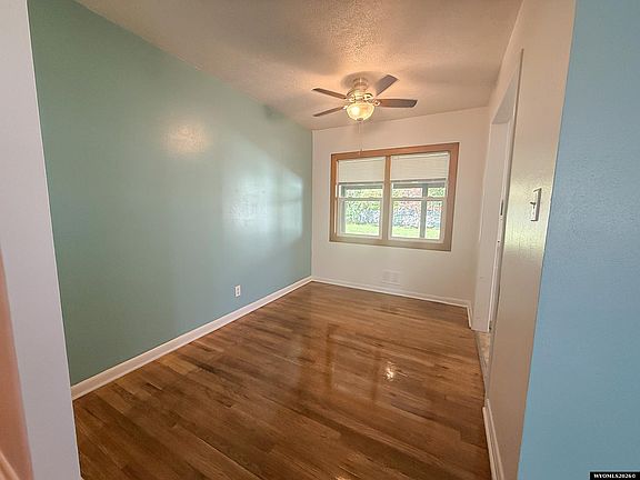 5th image of 926 Elk Dr