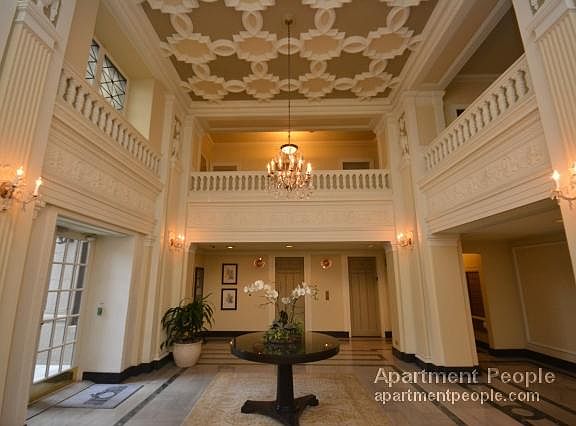 2nd image of 3520 N Lake Shore Dr APT 3L