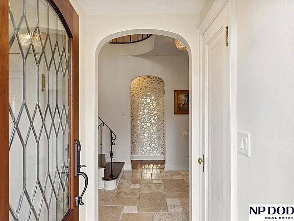 5th image of 673 N 57th St