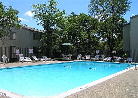5th image of 1654 Brandon Park Dr APT I