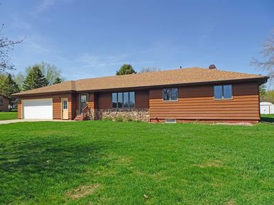 515 E Day St, Paullina, IA, 51046