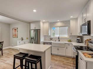 602 N 61st St, Wauwatosa, WI 53213