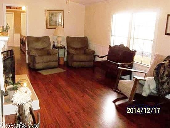 5th image of 1205 Shady Oak Dr