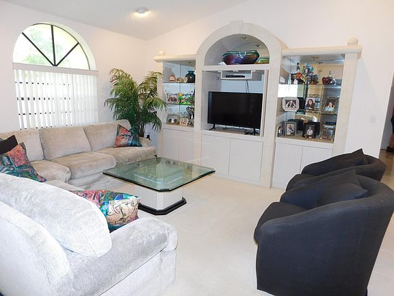 5th image of 5159 Brisata Cir APT M