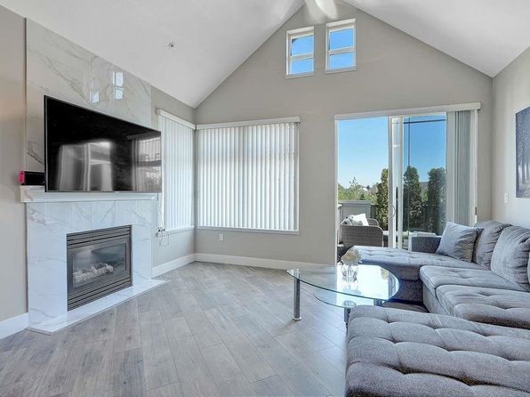 2 bedroom rental in Surrey — photo 2
