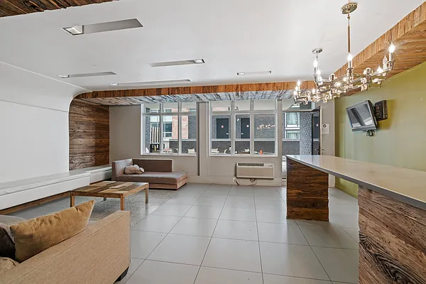 Rented by Nest Seekers International | media 22