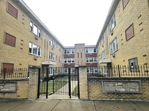 3201 W Berwyn Ave APT 1S, Chicago, IL 60625