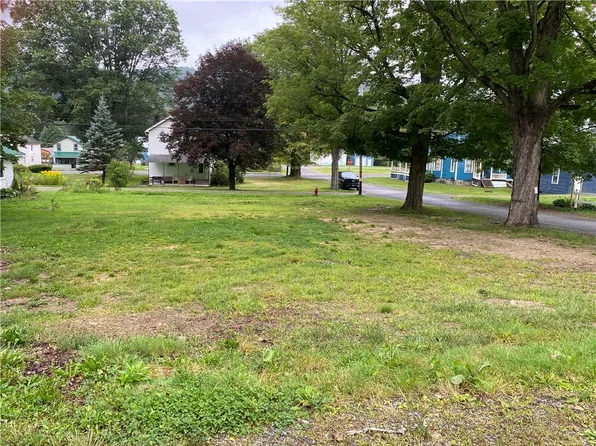 172 Lawrence St, Wilcox, PA 15870