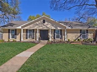 2801 Hunters Creek Dr, Plano, TX 75075